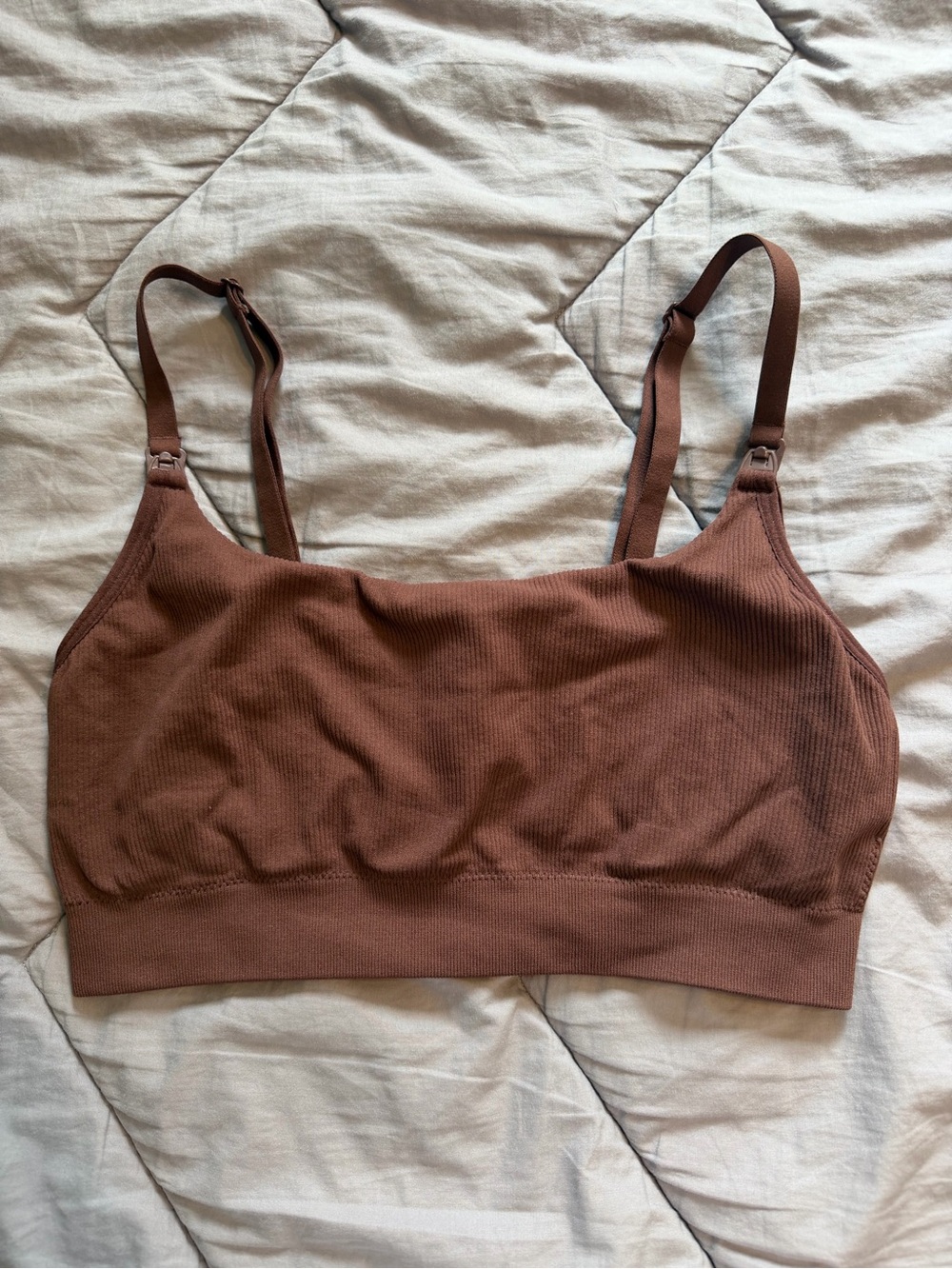 Nursing bra size large - Picture 2 of 6